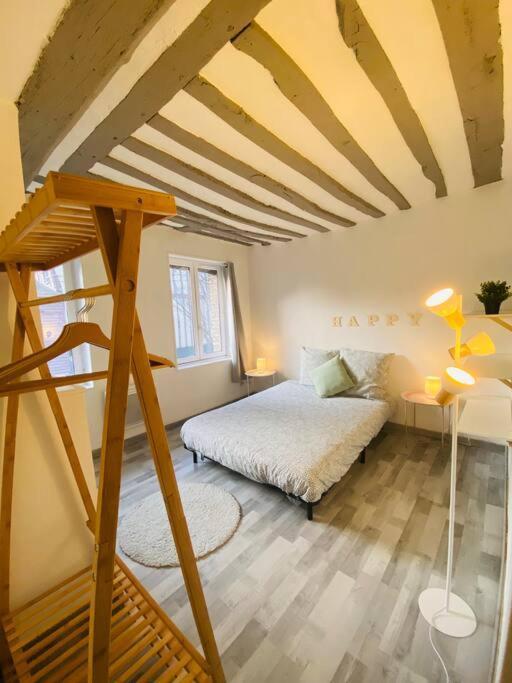Maison Entiere: Les Celestins Rouen Luaran gambar
