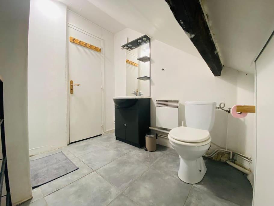 Maison Entiere: Les Celestins Rouen Luaran gambar